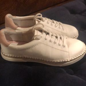 NEW Dolce Vita Leather sneaker -espadrille trim